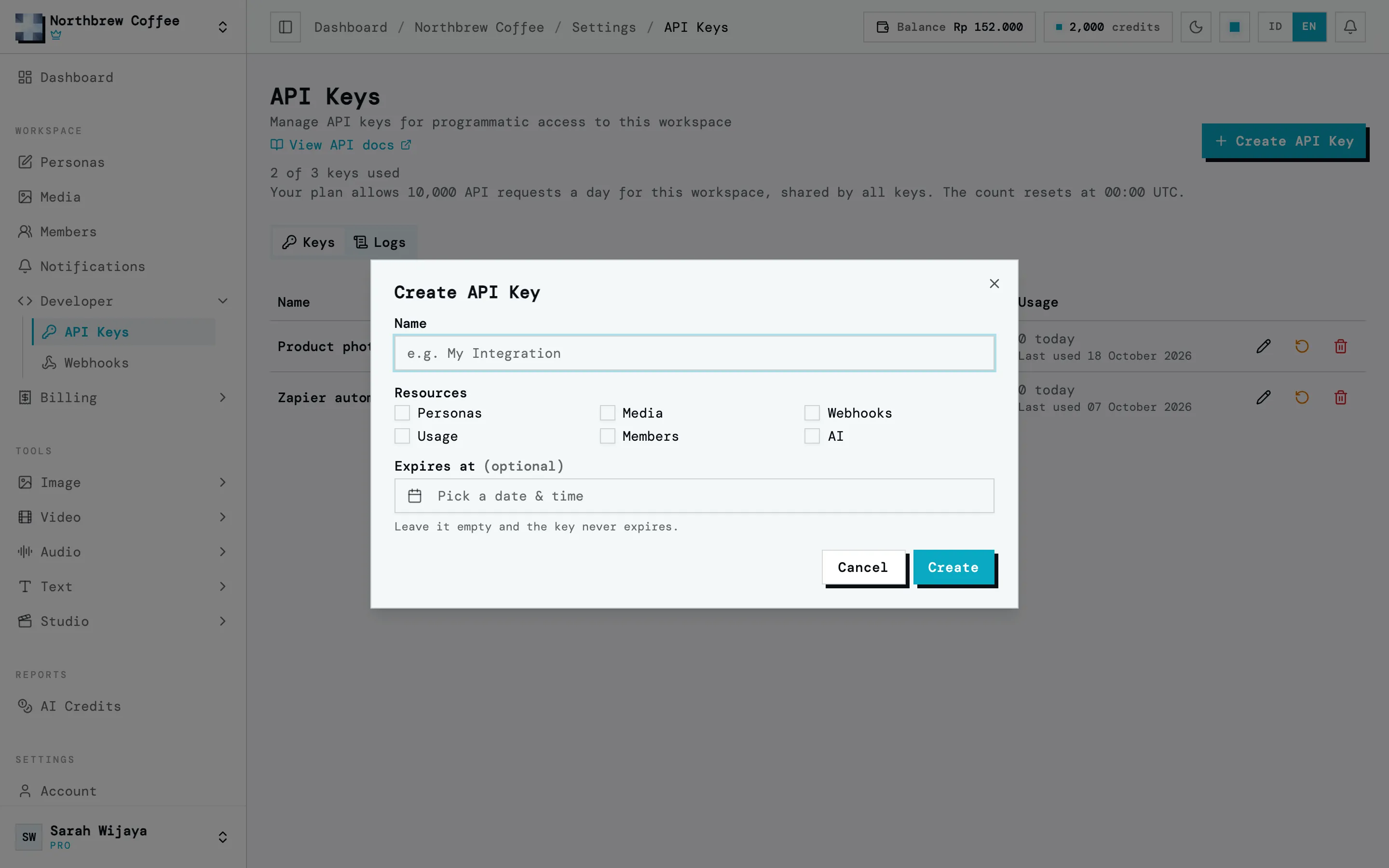 Dialog pembuatan API key dengan kolom nama, centang resource, dan tanggal kedaluwarsa opsional.
